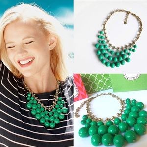 Stella & Dot chunky green bead necklace